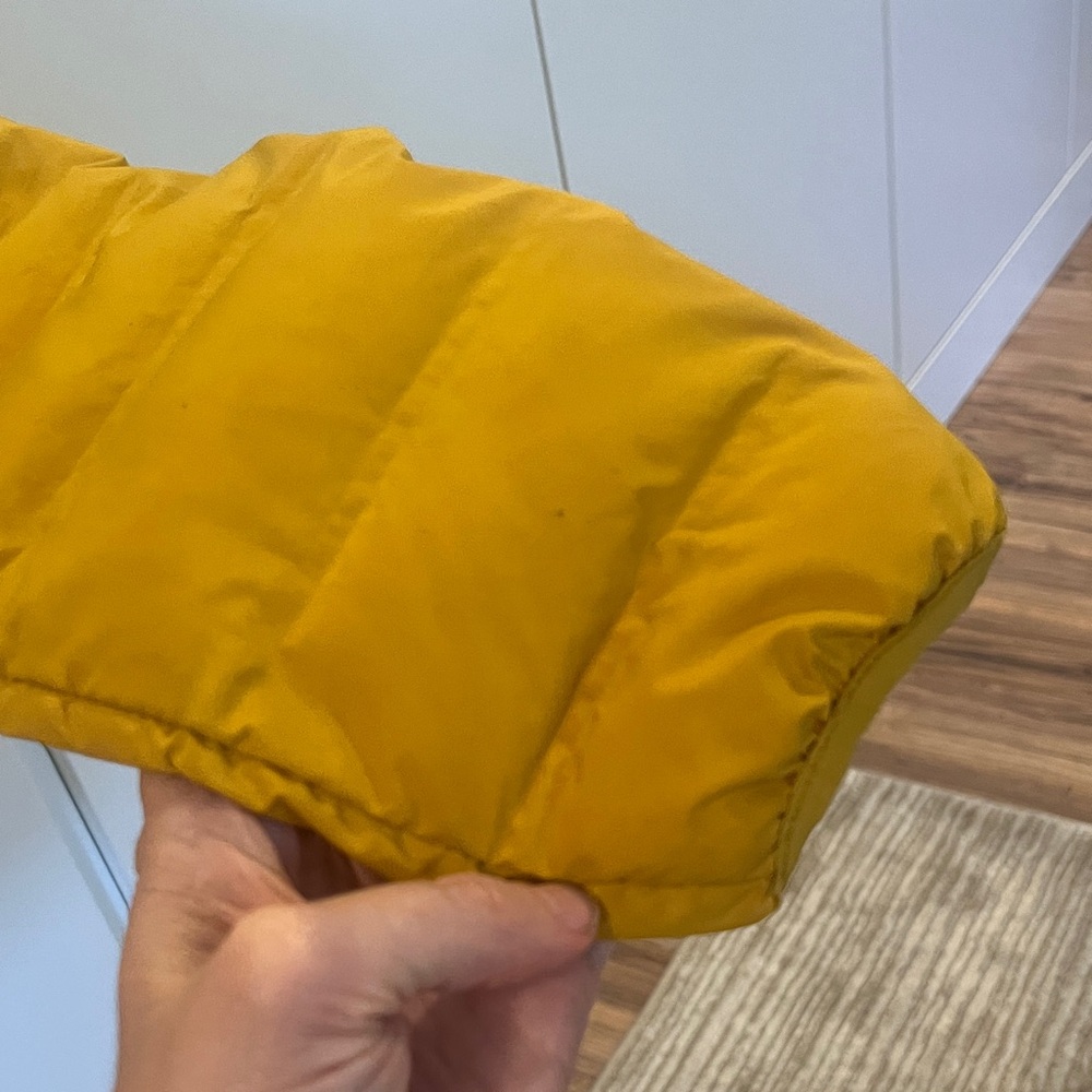 Helly Hansen Yellow Puffer Jacket Size Small - image 7